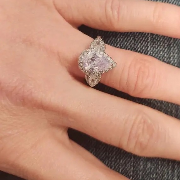 Pear Shape Simulated Diamond Wedding Engagement Silver Plated Cz Ring Sz 7 - Picture 7 of 7